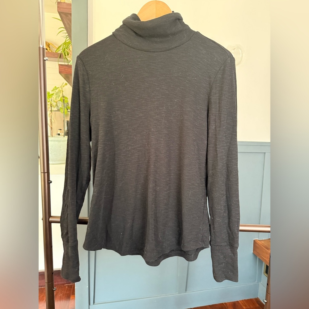 GAP Ribbed Turtleneck – Charcoal Gray – Size L